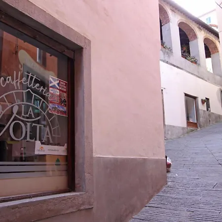 Palazzo Due Sorelle - Giardino Барга